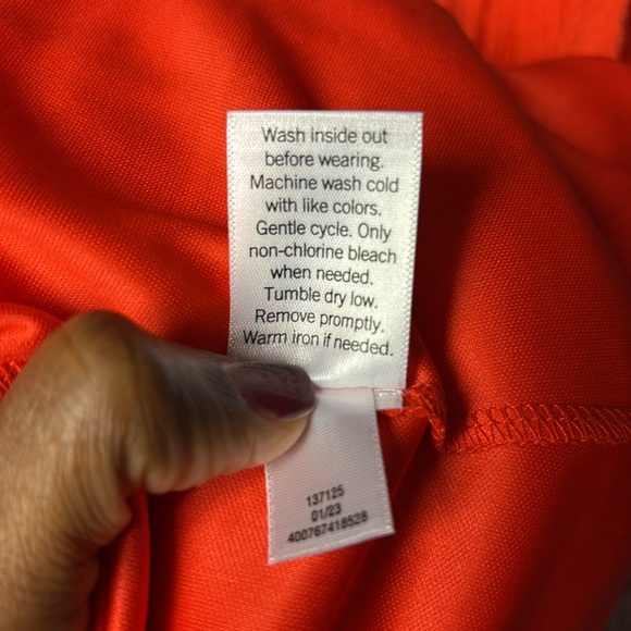 Nine West. Tiered midi dress. Large. New with tags. - Picture 11 of 11